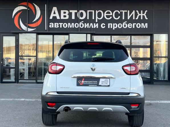 Renault Kaptur I с пробегом 2017 года, цена 1 499 000 рублей, 145101 км, внедорожник, Автокод Объявления