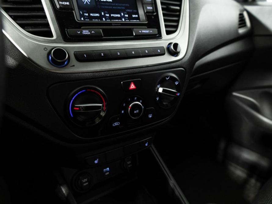 Hyundai Solaris II Рестайлинг Санкт-Петербург  - изображение 15