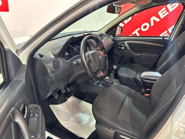 Renault Duster I Рестайлинг с пробегом 2018 года, цена 1 299 000 рублей, 197111 км, внедорожник, Автокод Объявления
