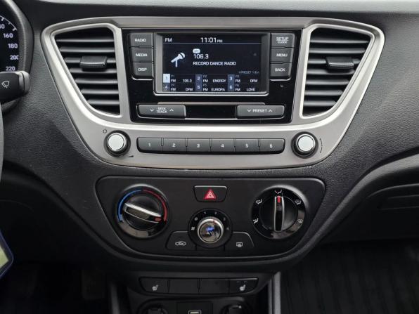 Hyundai Solaris II с пробегом 2019 года, цена 1 370 000 рублей, 78679 км, седан, Автокод Объявления