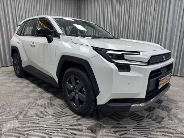 Toyota RAV4 VI (XA60) с пробегом 2026 года, цена 4 050 000 рублей, 8 км, внедорожник, Автокод Объявления