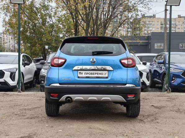 Renault Kaptur I с пробегом 2017 года, цена 1 029 000 рублей, 215000 км, внедорожник, Автокод Объявления