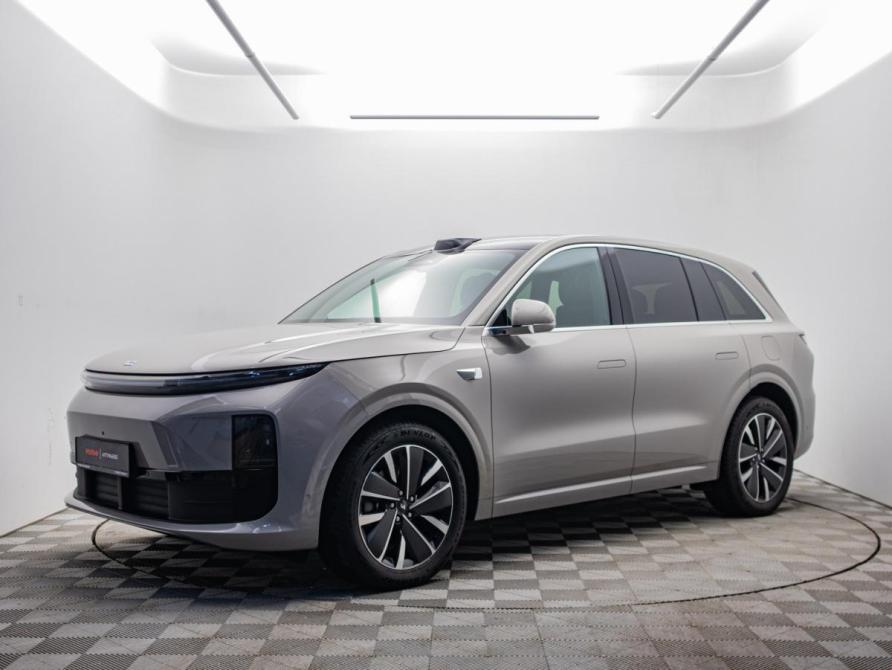Li Auto (Lixiang) L6 I Москва  - изображение 1