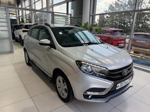 Lada (ВАЗ) XRAY I с пробегом 2017 года, цена 920 000 рублей, 142902 км, хэтчбек, Автокод Объявления