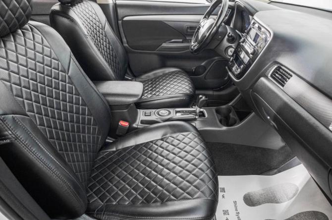 Mitsubishi Outlander III Рестайлинг 2 с пробегом 2015 года, цена 1 599 000 рублей, 210000 км, внедорожник, Автокод Объявления