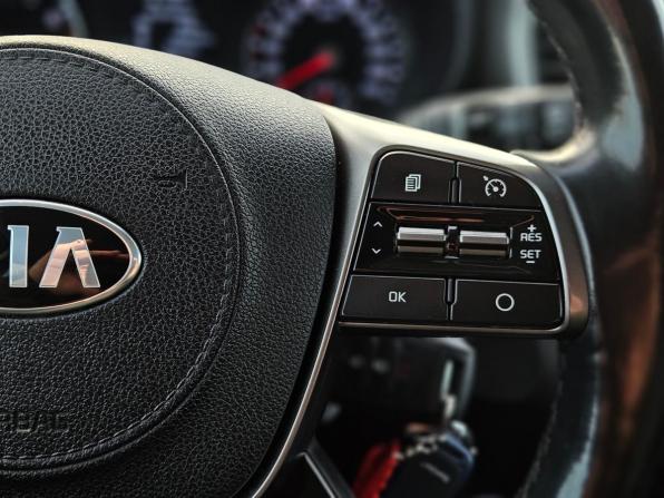 Kia Sorento III Prime Рестайлинг с пробегом 2019 года, цена 2 800 000 рублей, 84210 км, внедорожник, Автокод Объявления