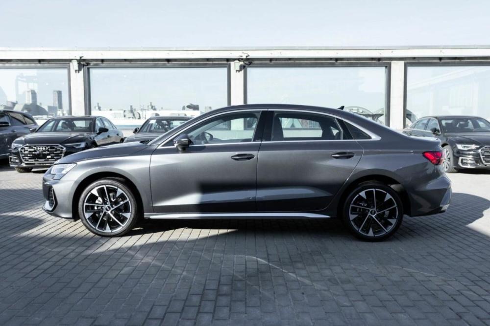 Audi A3 IV (8Y) Рестайлинг Москва  - изображение 3