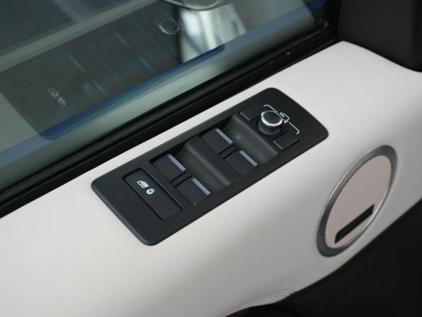 Land Rover Discovery V Рестайлинг с пробегом 2020 года, цена 6 999 046 рублей, 43050 км, внедорожник, Автокод Объявления