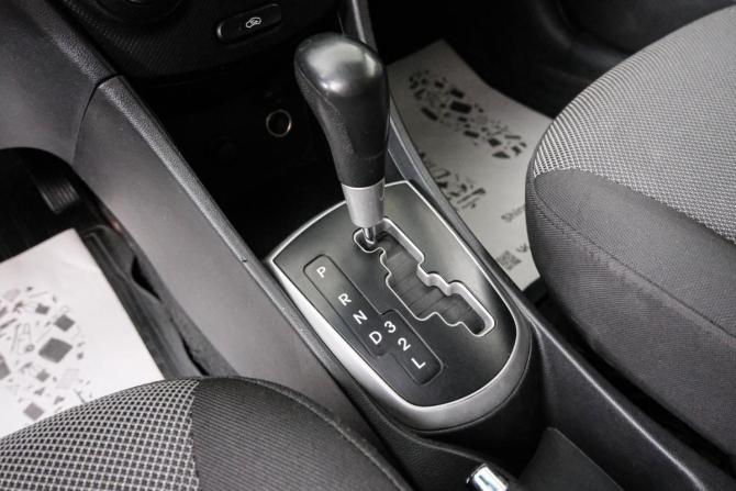 Hyundai Solaris I с пробегом 2012 года, цена 729 000 рублей, 199000 км, хэтчбек, Автокод Объявления