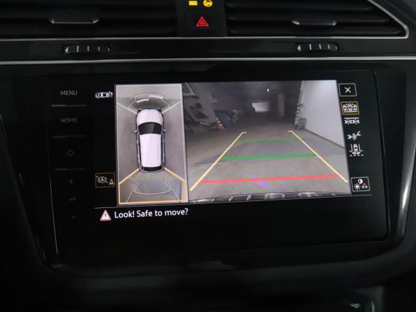 Volkswagen Tiguan II Рестайлинг с пробегом 2021 года, цена 3 679 900 рублей, 70854 км, внедорожник, Автокод Объявления
