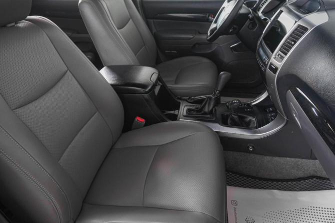 Toyota Land Cruiser Prado 120 Series Рестайлинг с пробегом 2008 года, цена 2 539 000 рублей, 310000 км, внедорожник, Автокод Объявления