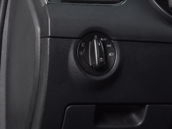 Skoda Octavia III (A7) Рестайлинг с пробегом 2019 года, цена 1 314 995 рублей, 214606 км, лифтбек, Автокод Объявления