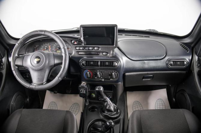 Chevrolet Niva I Рестайлинг с пробегом 2015 года, цена 749 000 рублей, 93000 км, внедорожник, Автокод Объявления