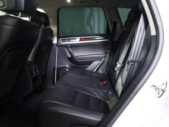 Volkswagen Touareg II Рестайлинг с пробегом 2015 года, цена 3 000 000 рублей, 154231 км, внедорожник, Автокод Объявления