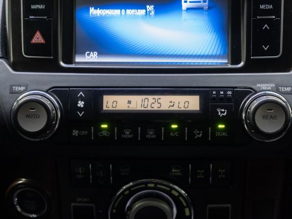 Toyota Land Cruiser Prado 150 Series Рестайлинг 1 с пробегом 2014 года, цена 2 990 000 рублей, 256795 км, внедорожник, Автокод Объявления