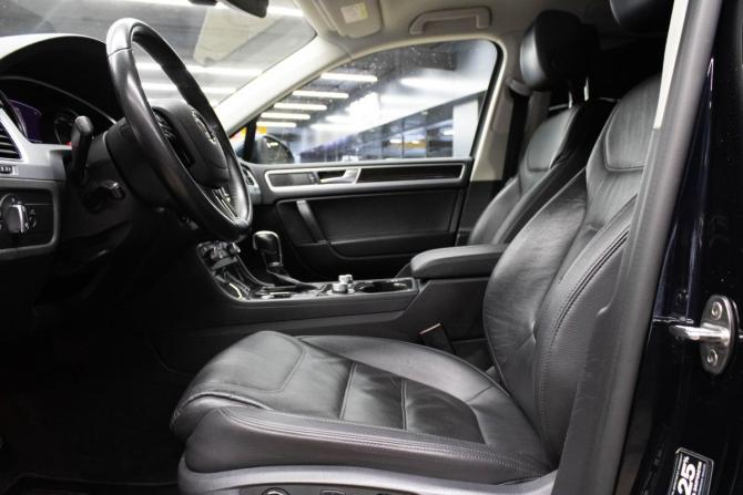 Volkswagen Touareg II Рестайлинг с пробегом 2017 года, цена 2 800 000 рублей, 189657 км, внедорожник, Автокод Объявления