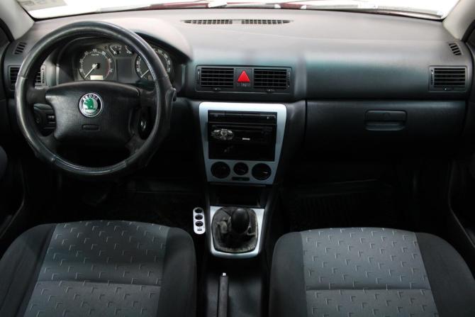 Skoda Octavia I (A4) Рестайлинг с пробегом 2009 года, цена 305 000 рублей, 135946 км, лифтбек, Автокод Объявления