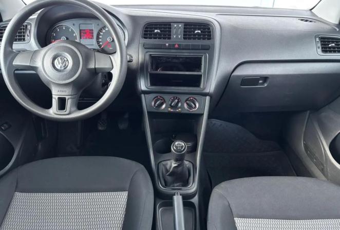 Volkswagen Polo V с пробегом 2014 года, цена 785 000 рублей, 105684 км, седан, Автокод Объявления