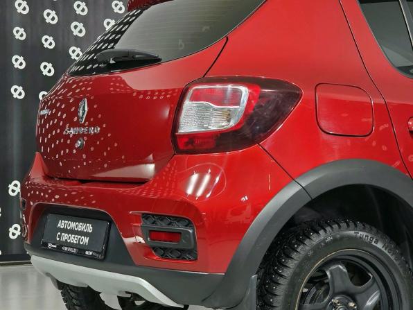 Renault Sandero II Рестайлинг с пробегом 2018 года, цена 985 000 рублей, 126666 км, хэтчбек, Автокод Объявления