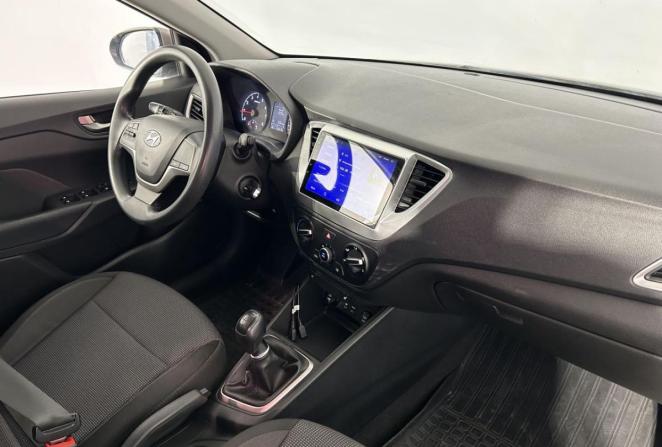 Hyundai Solaris II с пробегом 2018 года, цена 1 350 000 рублей, 103679 км, седан, Автокод Объявления