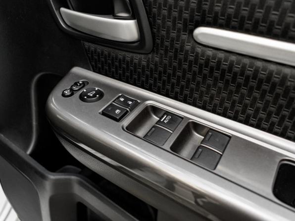 Honda Stepwgn V Рестайлинг с пробегом 2019 года, цена 2 275 000 рублей, 103587 км, минивэн, Автокод Объявления