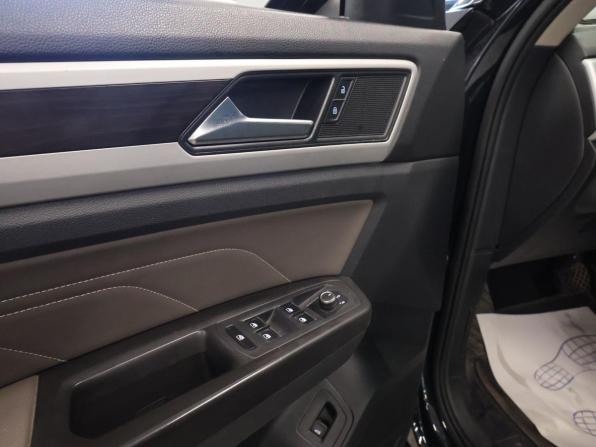 Volkswagen Atlas I Рестайлинг с пробегом 2021 года, цена 4 350 000 рублей, 91126 км, внедорожник, Автокод Объявления