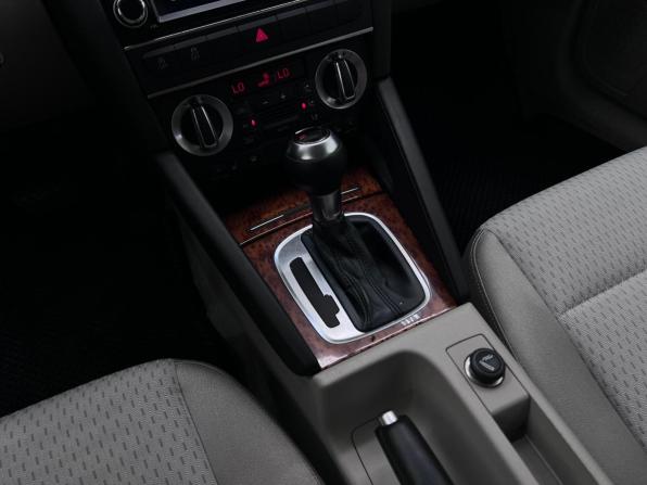 Audi A3 II (8P) Рестайлинг 2 с пробегом 2012 года, цена 920 000 рублей, 176134 км, хэтчбек, Автокод Объявления