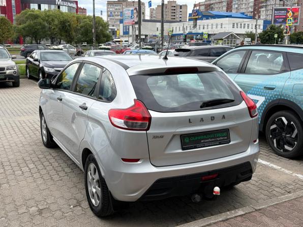 Lada (ВАЗ) XRAY I с пробегом 2017 года, цена 893 000 рублей, 91507 км, хэтчбек, Автокод Объявления