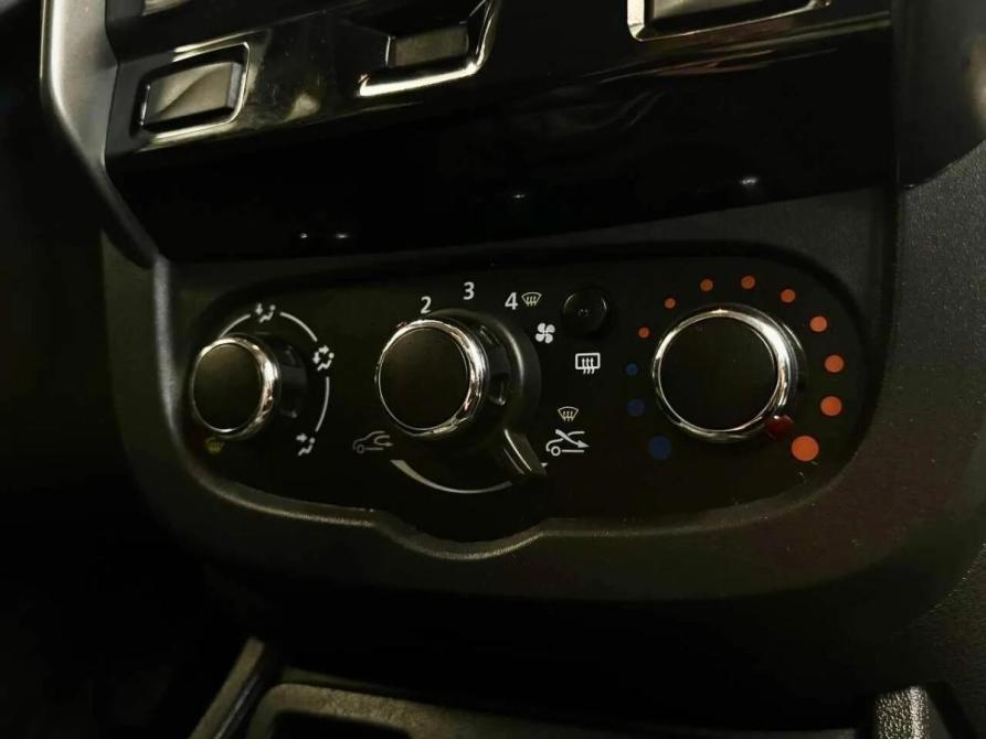 Renault Duster I Рестайлинг Омск  - изображение 13