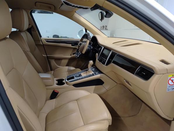 Porsche Macan I с пробегом 2015 года, цена 3 650 000 рублей, 107356 км, внедорожник, Автокод Объявления