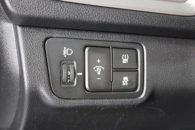 Hyundai Solaris II с пробегом 2019 года, цена 1 084 000 рублей, 115843 км, седан, Автокод Объявления