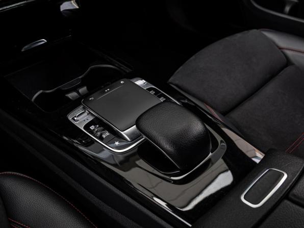 Mercedes-Benz CLA II (C118 X118) с пробегом 2019 года, цена 2 865 000 рублей, 104801 км, седан, Автокод Объявления