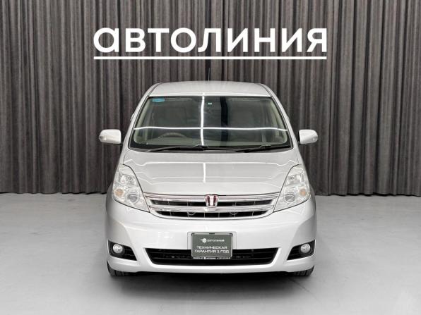 Toyota ISis I Рестайлинг с пробегом 2010 года, цена 1 089 000 рублей, 236000 км, минивэн, Автокод Объявления