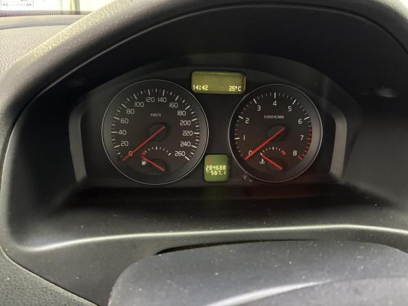 Volvo S40 II Рестайлинг с пробегом 2011 года, цена 550 000 рублей, 284000 км, седан, Автокод Объявления