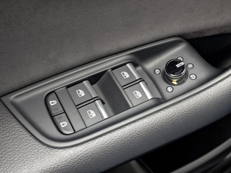 Audi SQ8 I (4M) Рестайлинг Москва  - изображение 30