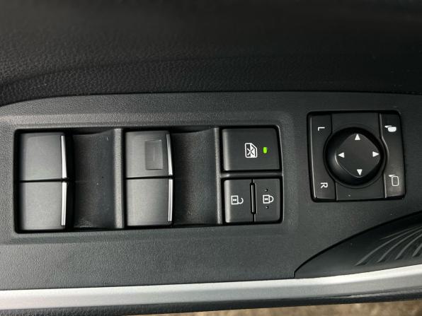 Toyota RAV4 V (XA50) с пробегом 2021 года, цена 2 950 000 рублей, 182000 км, внедорожник, Автокод Объявления