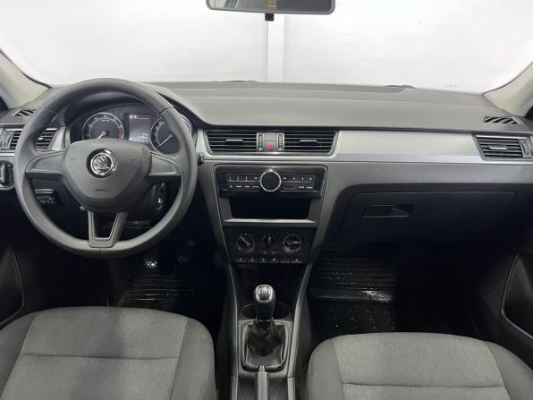 Skoda Rapid I Рестайлинг с пробегом 2018 года, цена 863 900 рублей, 231822 км, лифтбек, Автокод Объявления