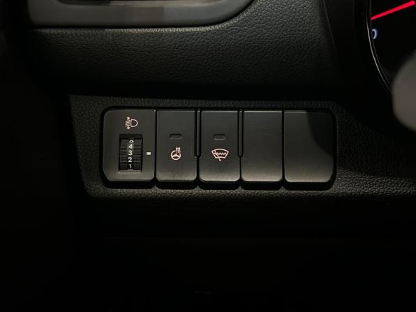 Kia Rio III Рестайлинг с пробегом 2015 года, цена 949 000 рублей, 130377 км, седан, Автокод Объявления