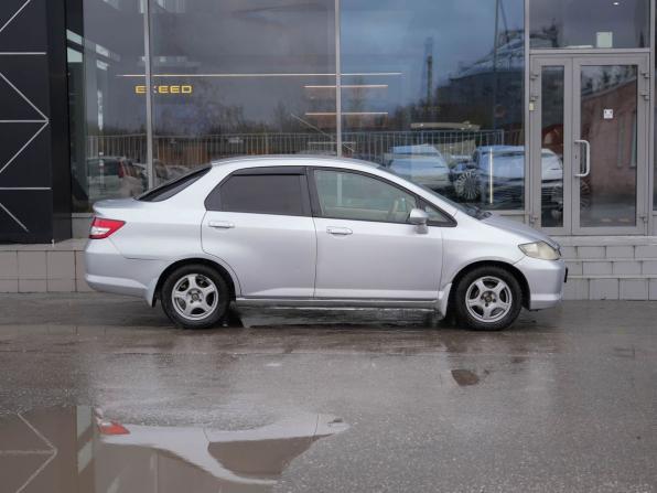 Honda Fit Aria с пробегом 2003 года, цена 270 000 рублей, 317529 км, седан, Автокод Объявления