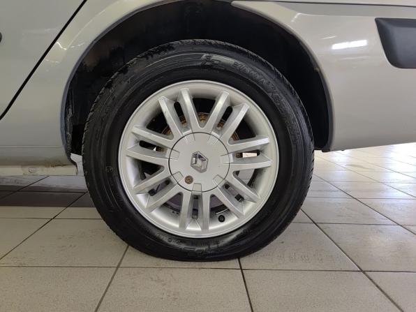 Renault Symbol I Рестайлинг с пробегом 2006 года, цена 450 000 рублей, 98724 км, седан, Автокод Объявления