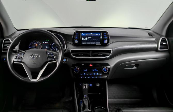 Hyundai Tucson III Рестайлинг с пробегом 2018 года, цена 2 048 000 рублей, 153000 км, внедорожник, Автокод Объявления