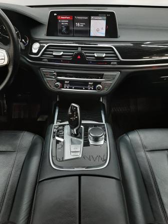 BMW 7 серии VI (G11/G12) с пробегом 2017 года, цена 3 399 000 рублей, 203093 км, седан, Автокод Объявления