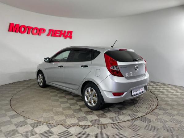 Hyundai Solaris I с пробегом 2013 года, цена 603 000 рублей, 231159 км, хэтчбек, Автокод Объявления