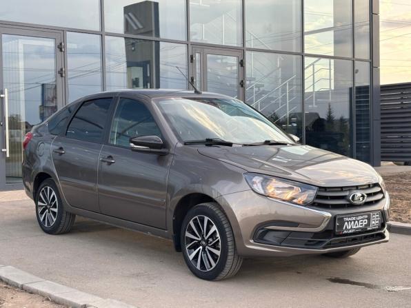 Lada (ВАЗ) Granta I Рестайлинг с пробегом 2019 года, цена 790 000 рублей, 28000 км, хэтчбек, Автокод Объявления