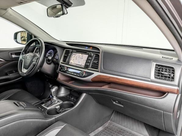 Toyota Highlander III (XU50) с пробегом 2015 года, цена 3 399 000 рублей, 131559 км, внедорожник, Автокод Объявления