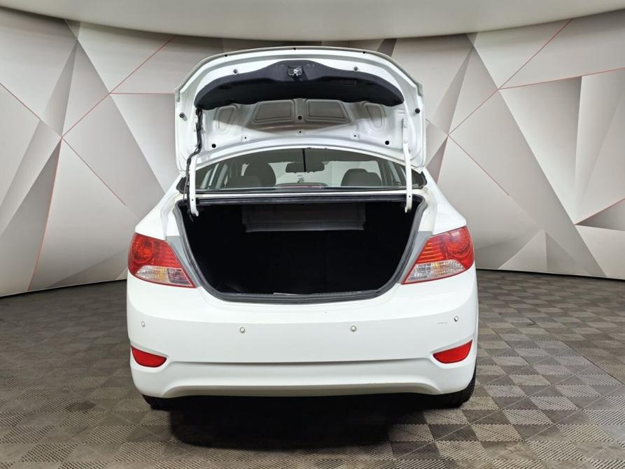 Hyundai Solaris I Москва  - изображение 12