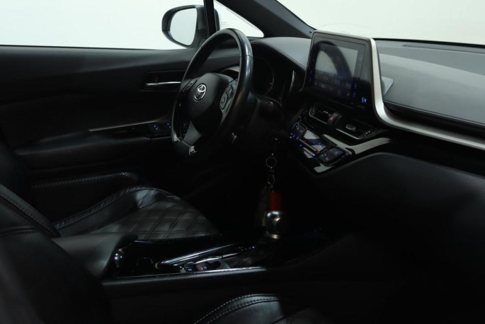 Toyota C-HR I Сургут  - изображение 14