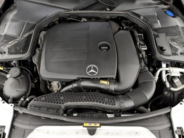 Mercedes-Benz C-Класс IV (W205) Рестайлинг с пробегом 2019 года, цена 2 766 000 рублей, 92328 км, седан, Автокод Объявления