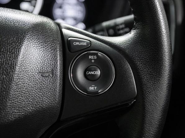 Honda Vezel I с пробегом 2014 года, цена 1 800 000 рублей, 40312 км, внедорожник, Автокод Объявления