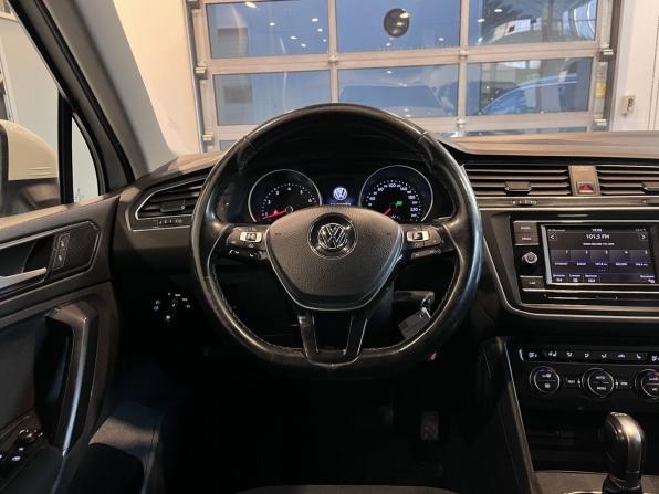 Volkswagen Tiguan II с пробегом 2017 года, цена 2 449 000 рублей, 167507 км, внедорожник, Автокод Объявления